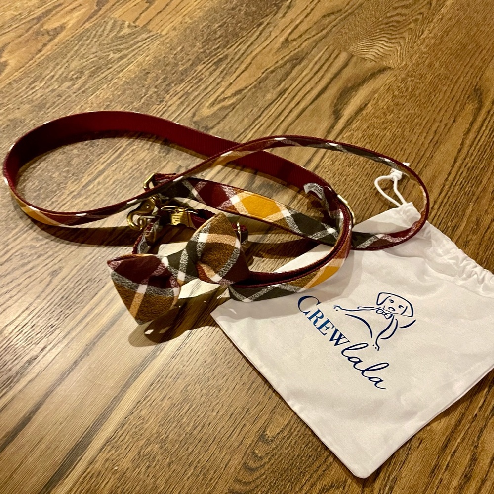 Crew La La collar and leash